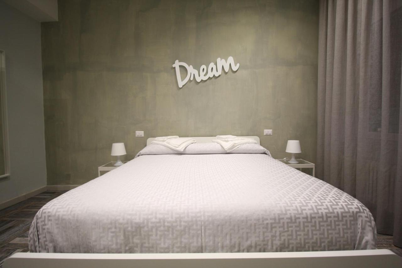 נאפולי Recia Room מראה חיצוני תמונה